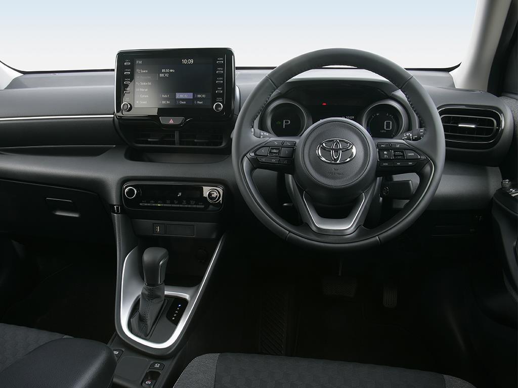 Toyota Yaris Hatchback 1.5 Hybrid 130 5dr CVT [Safety/Bi-tone]